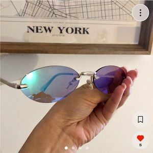 90s Purple Tinted Oval Sunglasses